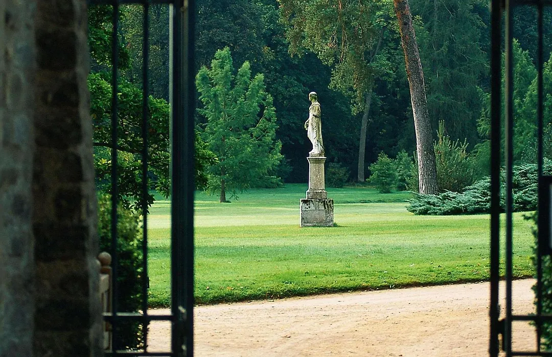 ibis Château de Fontainebleau-1